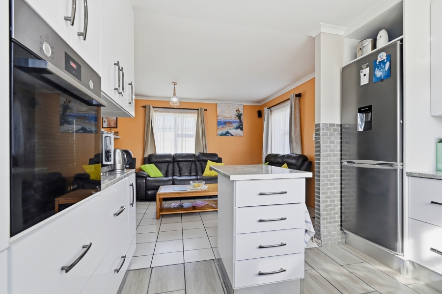 3 Bedroom Property for Sale in Steenberg Western Cape